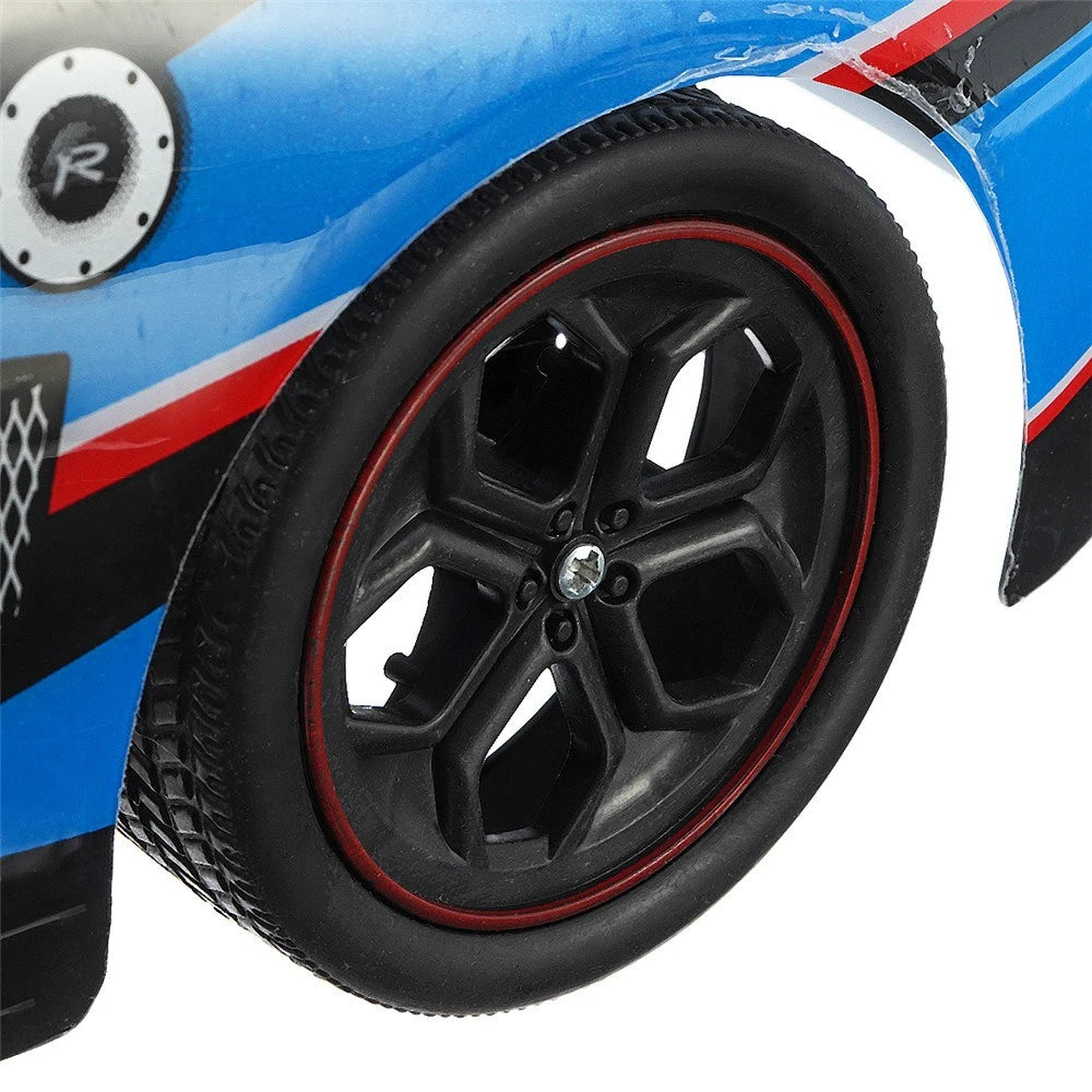 Yile 1:10 RC Huge Of Racing Drift Uzaktan Kumandalı Araba | 2.4 Ghz USB Şarj 20 Km/h Mavi 43 Cm 8+ Yaş ve Üzeri Çocuklar İçin