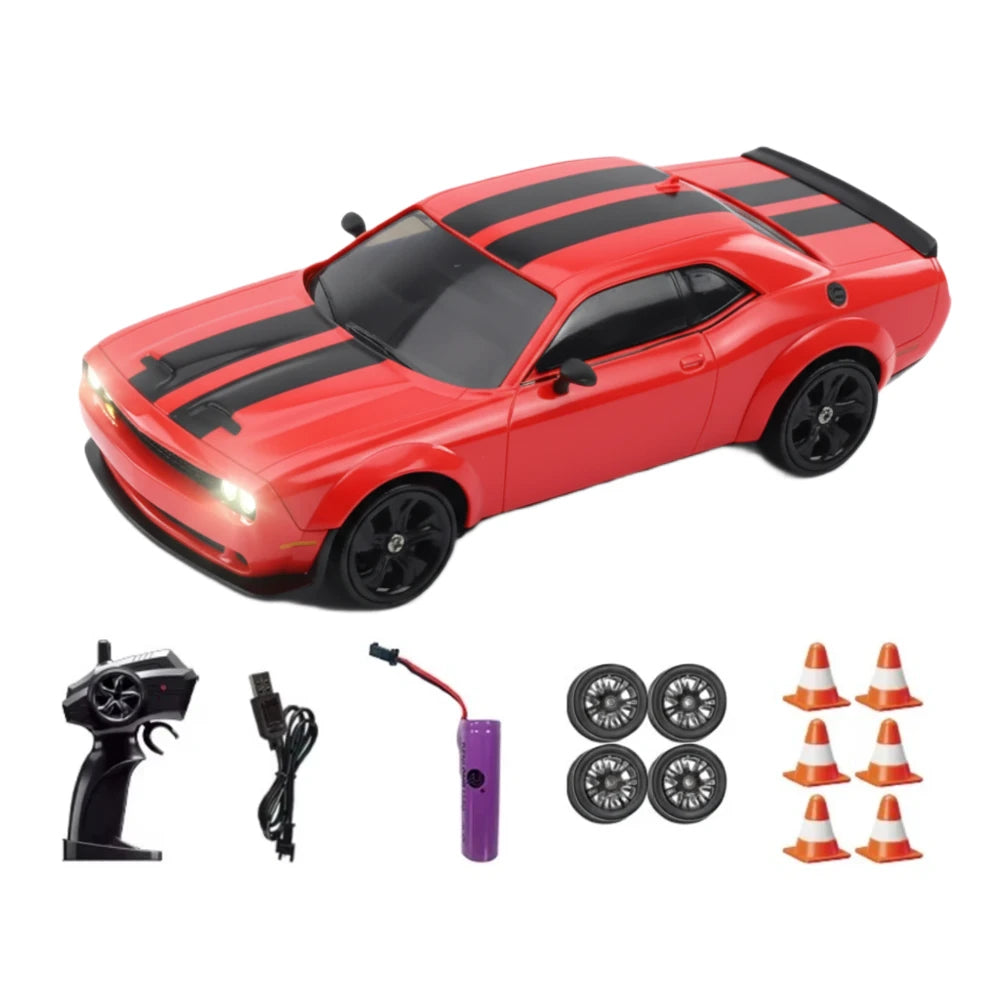 Hstar 1:24 Drift Return Uzaktan Kumandalı Işıklı Drift Arabası Challenger