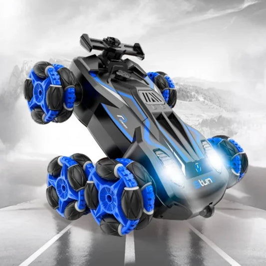 RC Stunt Racer Uzaktan Kumandalı Akrobatik Araba 2.4 Ghz USB Şarj Yan Sürüş Drift 360° Spin Işıklı Mavi