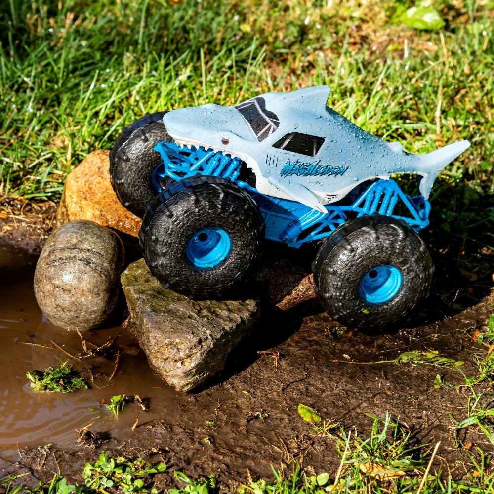 Monster Jam 1:15 Megalodon Storm Uzaktan Kumandalı Canavar Kamyon