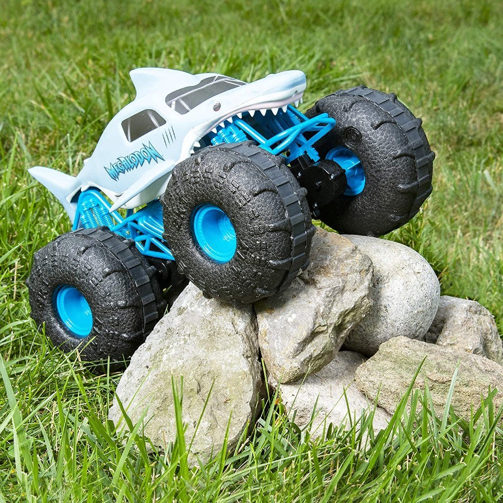 Monster Jam 1:15 Megalodon Storm Uzaktan Kumandalı Canavar Kamyon
