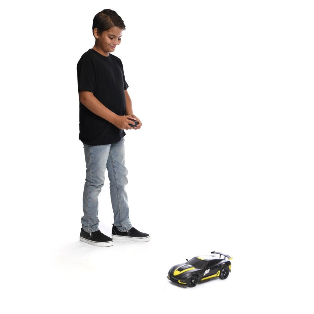 New Bright RC 1:16 Forza Motorsport Corvette ZR1 Uzaktan Kumandalı Araba