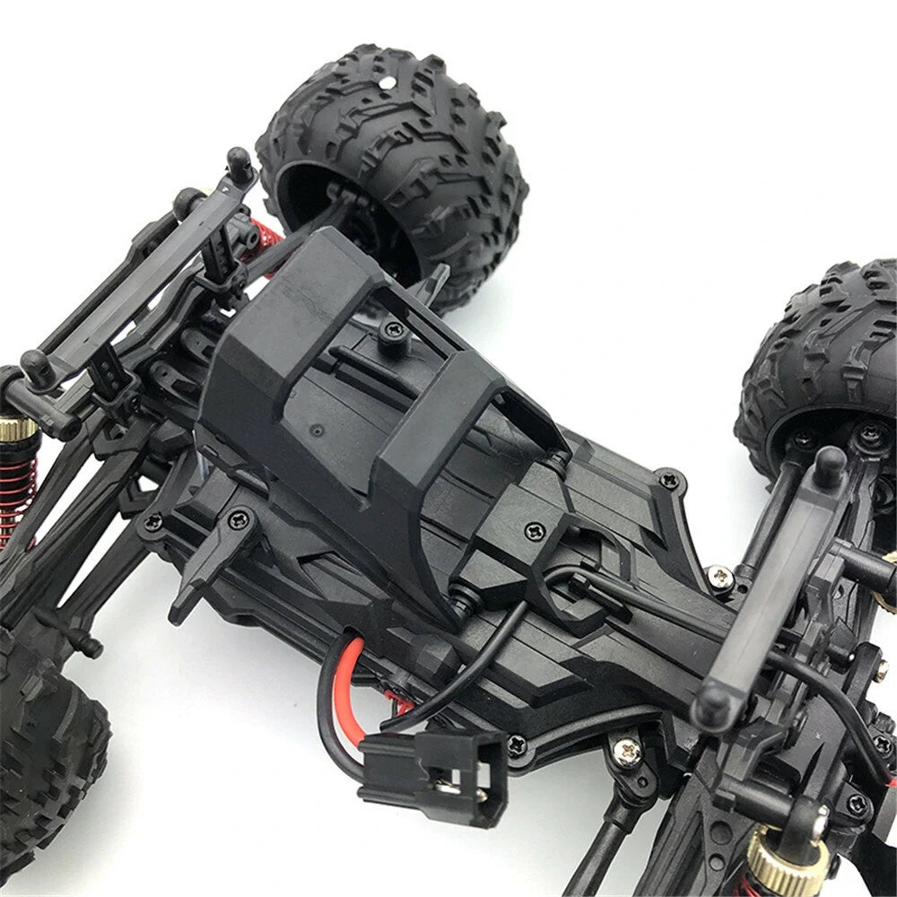Xinlehong 1:20 RC 9145 Yüksek Hızlı Uzaktan Kumandalı Araba 26 Km/s