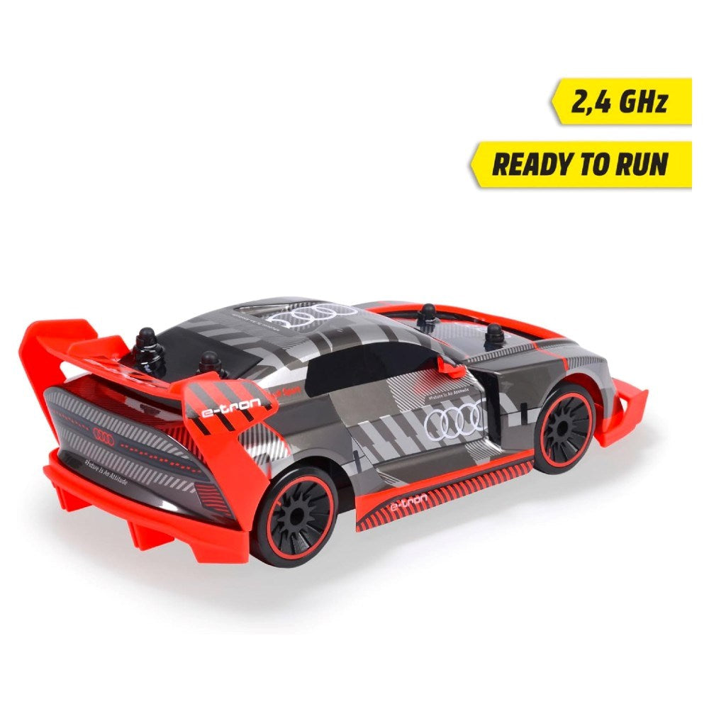 Dickie 1:16 Audi S1 E-Tron Quattro Drift Car Uzaktan Kumandalı Araba | 2.4 Ghz USB Şarj 30 Cm  12 Km/s 4WD Çekiş Sistemi 6+ Yaş ve Üzeri Çocuklar İçin